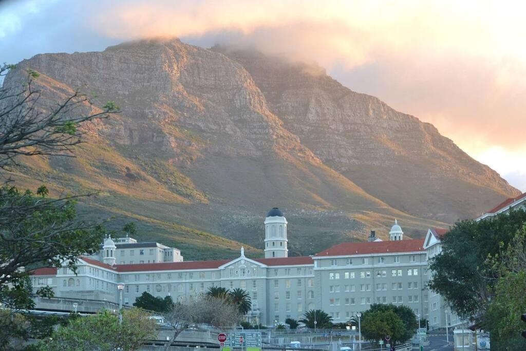 The Paragon Solo Modern Deluxe Central To Cape Town Exterior photo