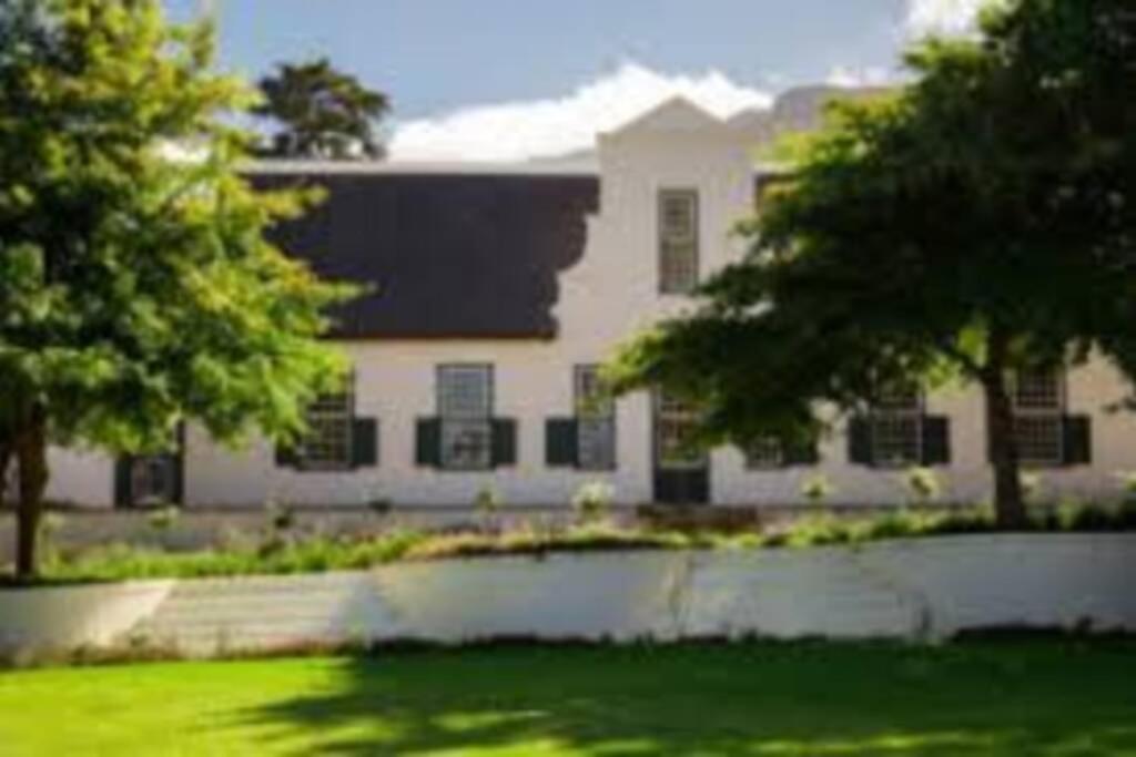 The Paragon Solo Modern Deluxe Central To Cape Town Exterior photo
